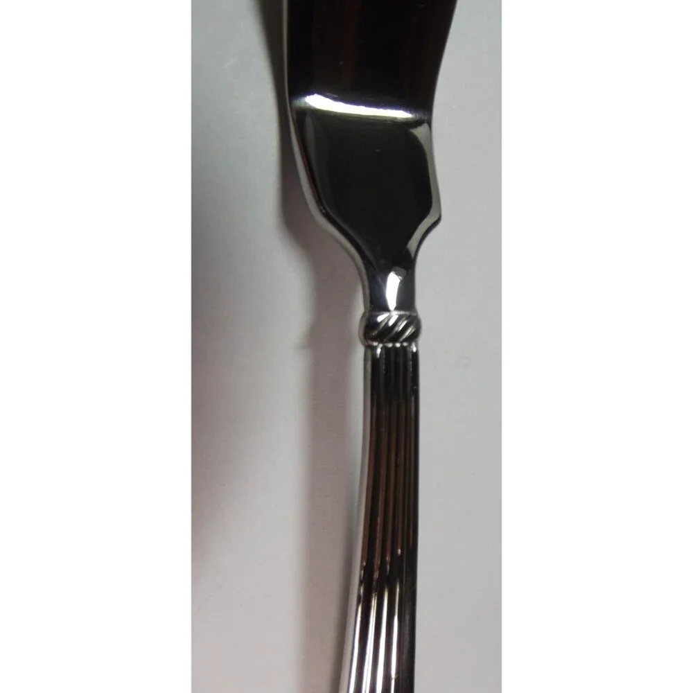 Reed & Barton Flat Handle Master Butter Knife TRINITY HALL 18/10 stainless 7